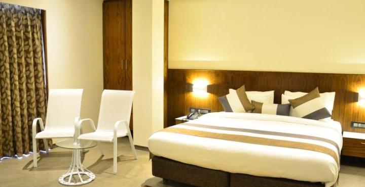 Hotel Celestiial , Кандолим Екстериор снимка